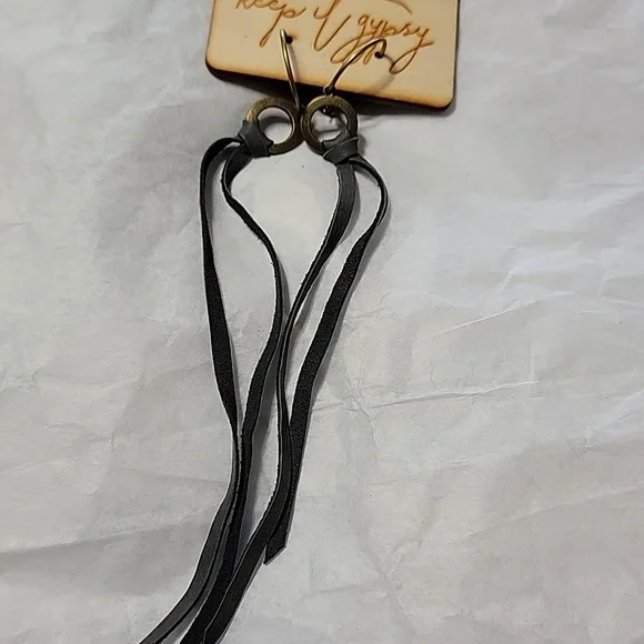Keep It Gypsy Leather Tassels Dangle Earrings Smoke Grey - Picture 5 of 6